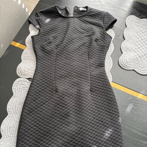 B Darlin Black Quilted Bodycon Dress Size 4 EUC - Picture 5 of 6
